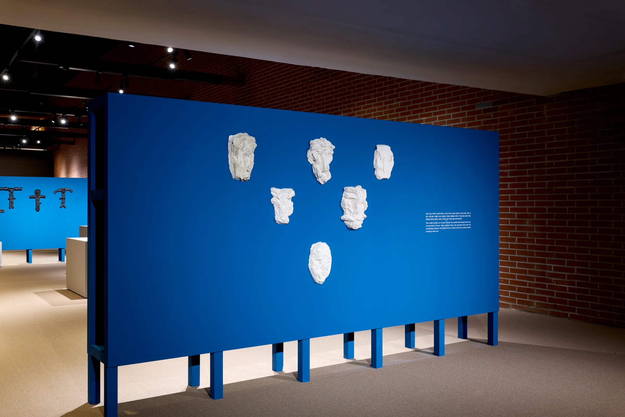 CHUNG Hyun — 2026 THE FACE: Encounter, Seosomun Shrine History Museum, installation view 2